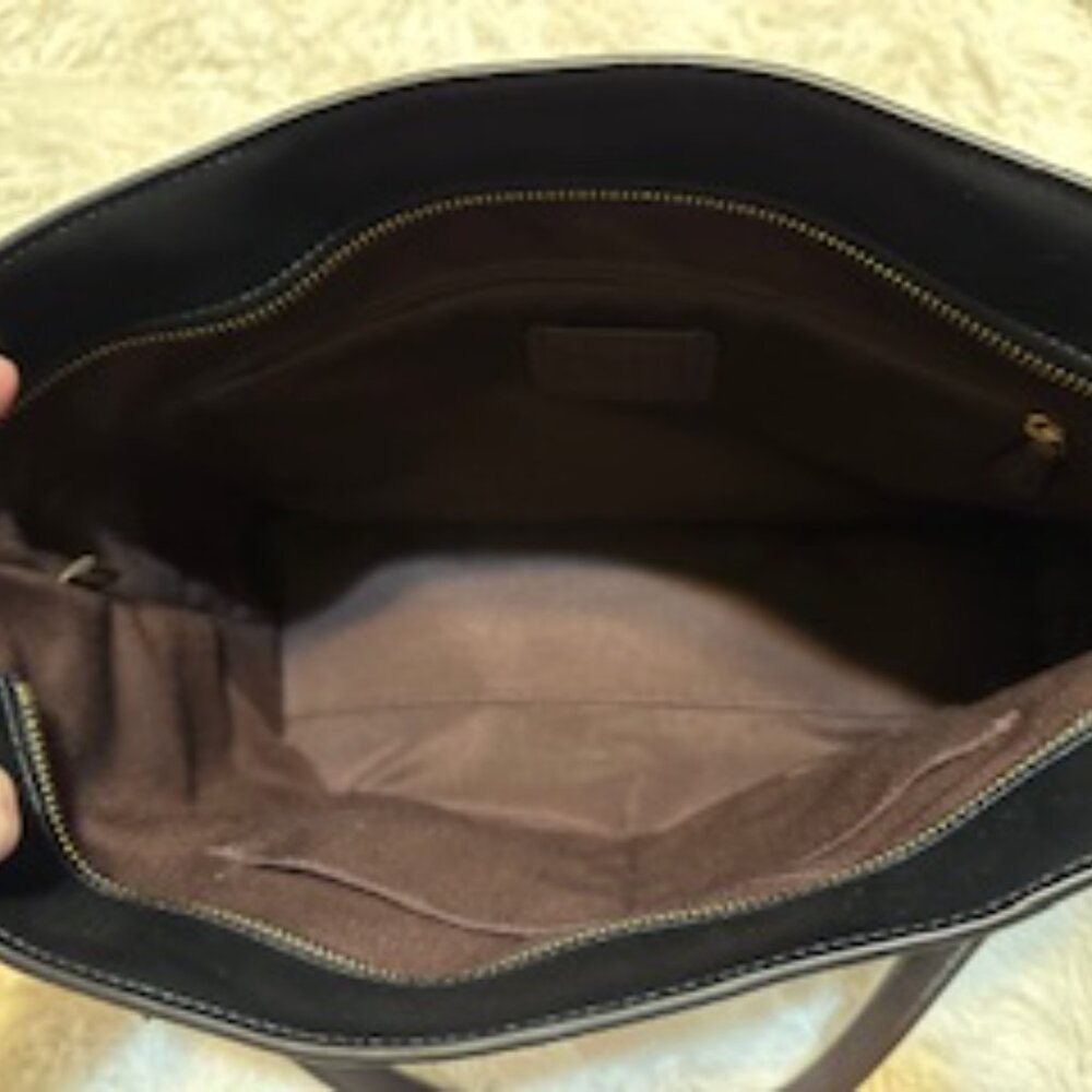 Coach Signature Cammie Tote - Picture 6 of 7